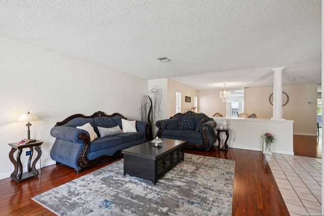 11158 Cedar Park, San Antonio, TX 78249