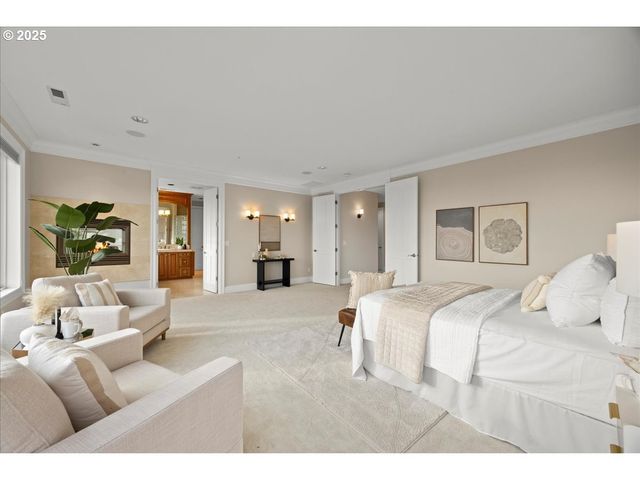 9228 Nw MCKENNA Dr, Portland, OR 97229