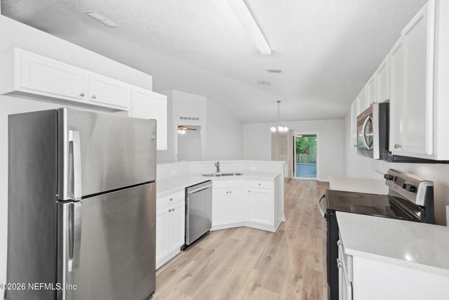 5548 WESTLAND STATION Road, Jacksonville, FL 32244