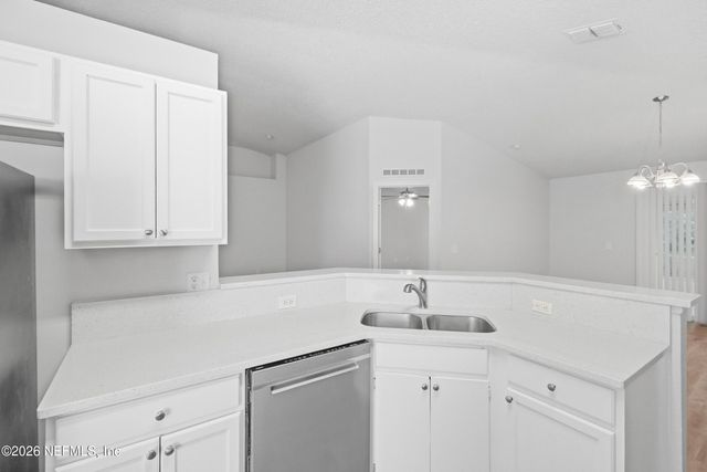 5548 WESTLAND STATION Road, Jacksonville, FL 32244