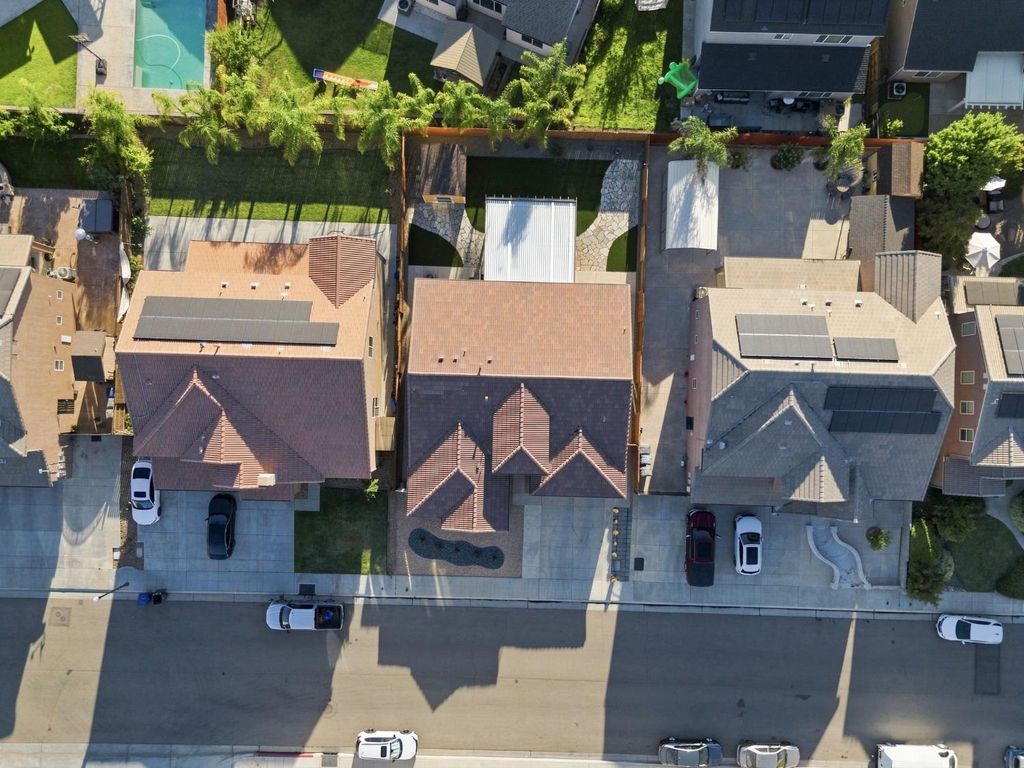 Image 47 of property listing at 674 Agua Dulce Avenue, Clovis, CA 93619