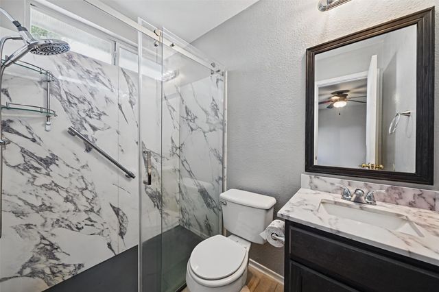 137 Hay Meadow RD, Cedar Creek, TX 78612