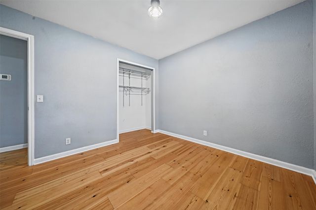 137 Hay Meadow RD, Cedar Creek, TX 78612