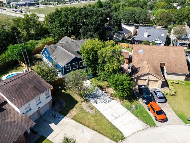 3050 Hazy Park Drive, Houston, TX 77082