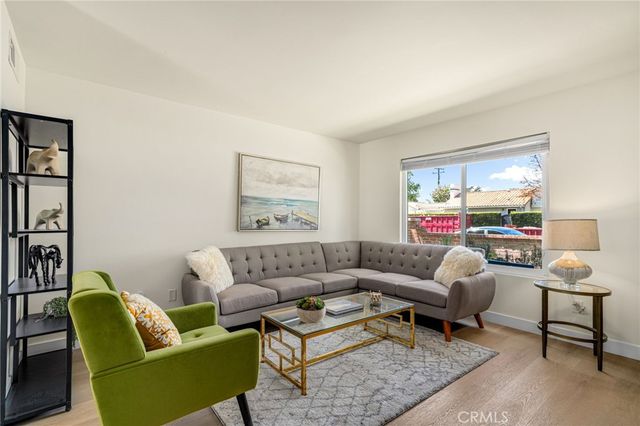 3342 Bradbury, Los Alamitos, CA 90720