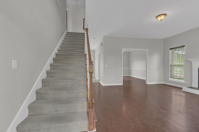 517 Cinnamon Pl, Nashville, TN 37211