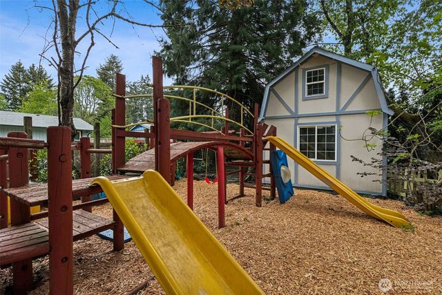 608 School Street SE, Lacey, WA 98503