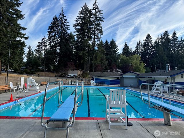 608 School Street SE, Lacey, WA 98503