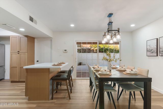 4853 W CHERYL Drive, Glendale, AZ 85302
