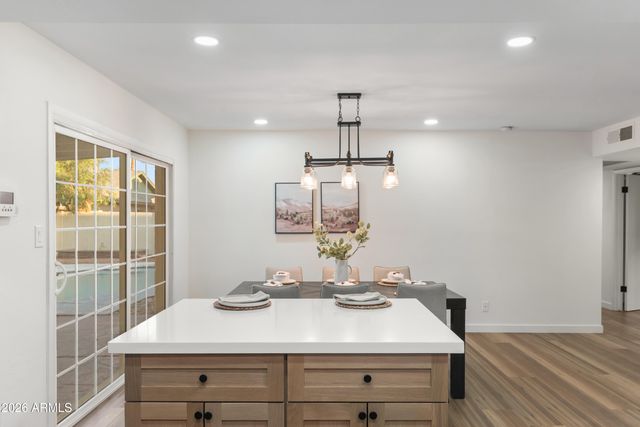 4853 W CHERYL Drive, Glendale, AZ 85302