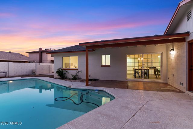 4853 W CHERYL Drive, Glendale, AZ 85302