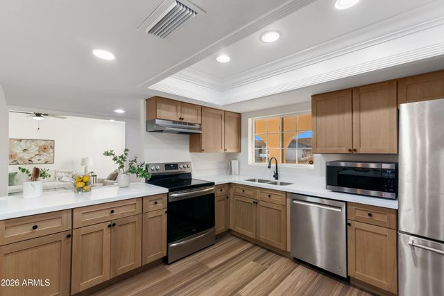4853 W CHERYL Drive, Glendale, AZ 85302