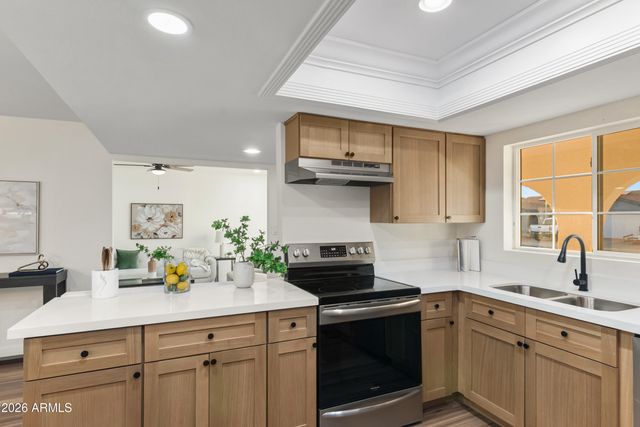 4853 W CHERYL Drive, Glendale, AZ 85302