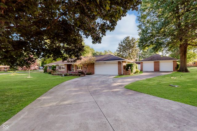 2504 NW Raintree Drive, New Castle, IN 47362