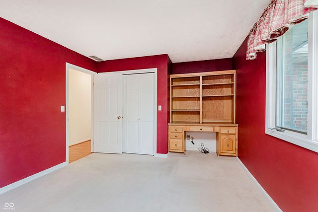 2504 NW Raintree Drive, New Castle, IN 47362