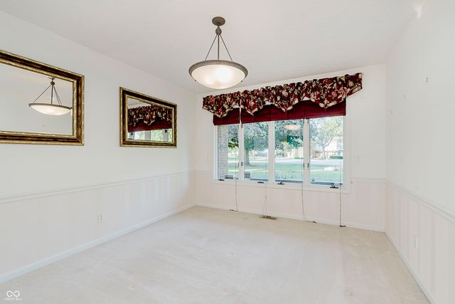 2504 NW Raintree Drive, New Castle, IN 47362