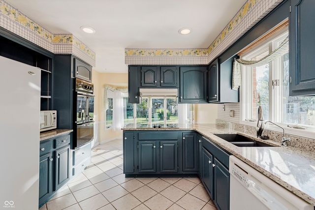 2504 NW Raintree Drive, New Castle, IN 47362