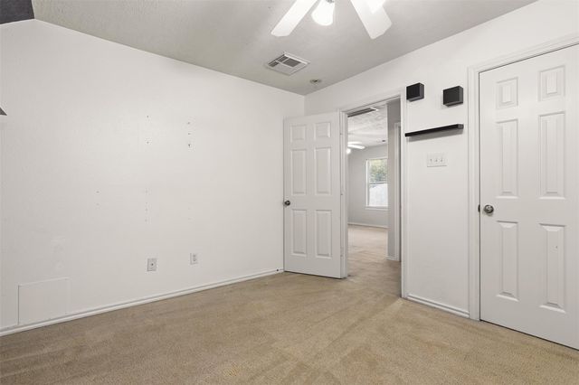 3235 Meadow Bay Lane, Dickinson, TX 77539