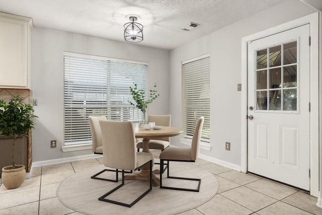 3235 Meadow Bay Lane, Dickinson, TX 77539