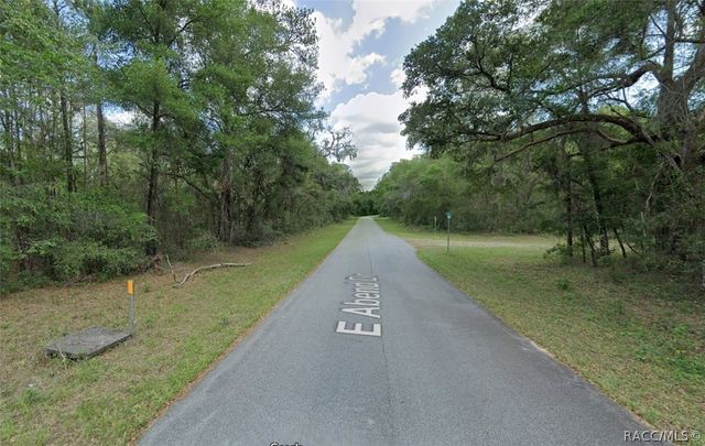 9920 N Rio Point, Citrus Springs, FL 34434