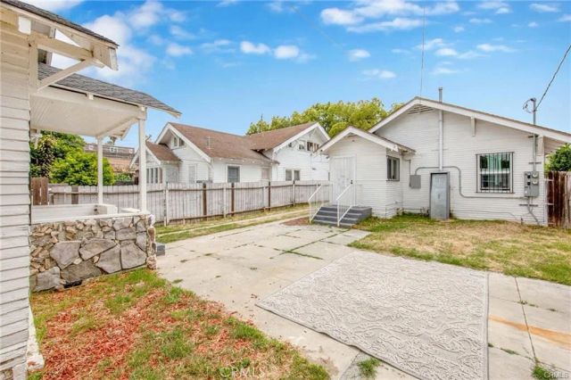 3959 Halldale, Los Angeles, CA 90062