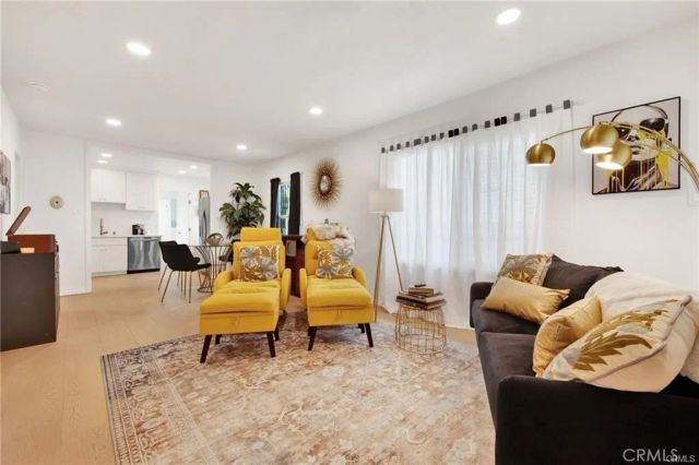 3959 Halldale, Los Angeles, CA 90062