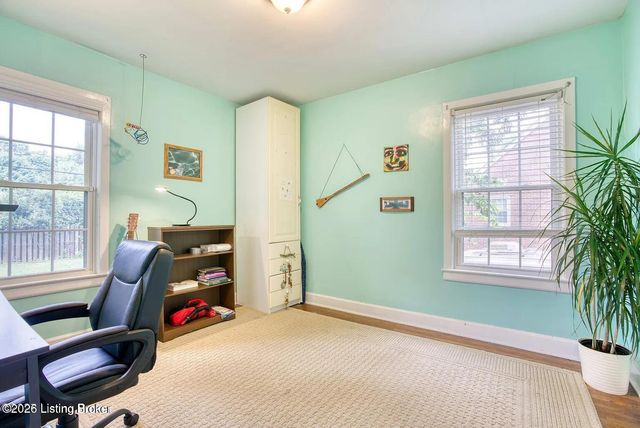 333 Monohan Dr, Louisville, KY 40207