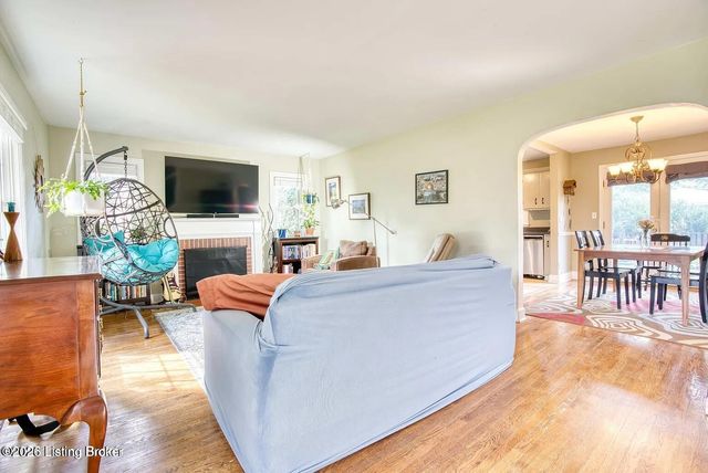 333 Monohan Dr, Louisville, KY 40207