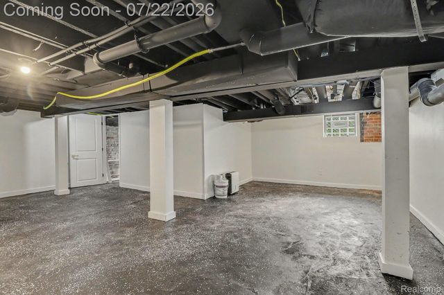 862 Atkinson Street, Detroit, MI 48202