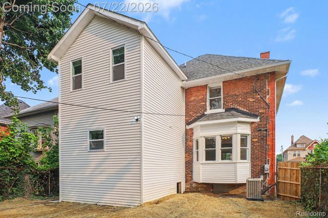 862 Atkinson Street, Detroit, MI 48202
