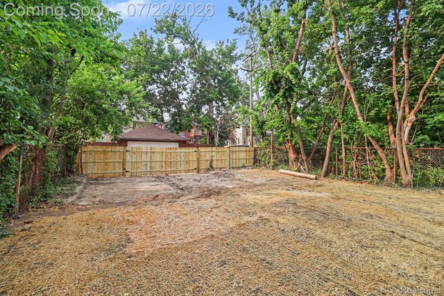 862 Atkinson Street, Detroit, MI 48202