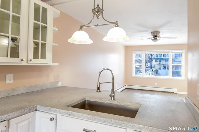 30 Kent Avenue, Bridgeport, CT 06610