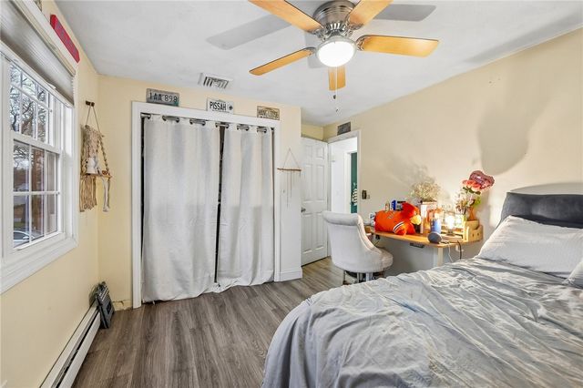 8 Sweet Fern Trail, Narragansett, RI 02874