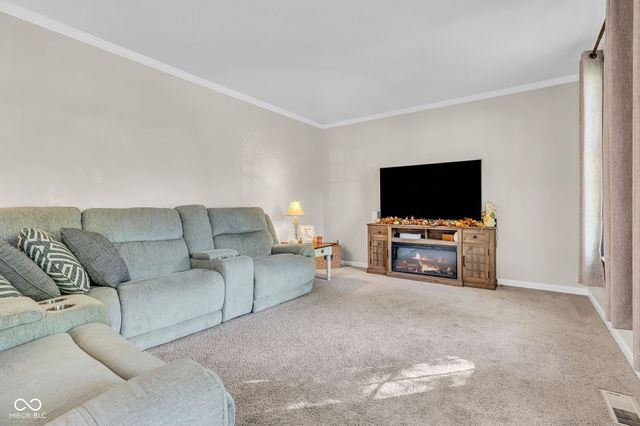 3809 Coventry Way, Carmel, IN 46033