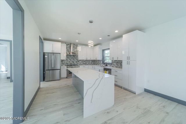 187 Grand Central Parkway, Bayville, NJ 08721