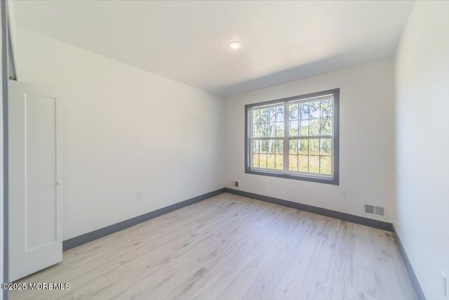 187 Grand Central Parkway, Bayville, NJ 08721