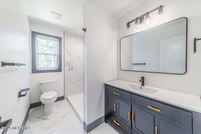 187 Grand Central Parkway, Bayville, NJ 08721