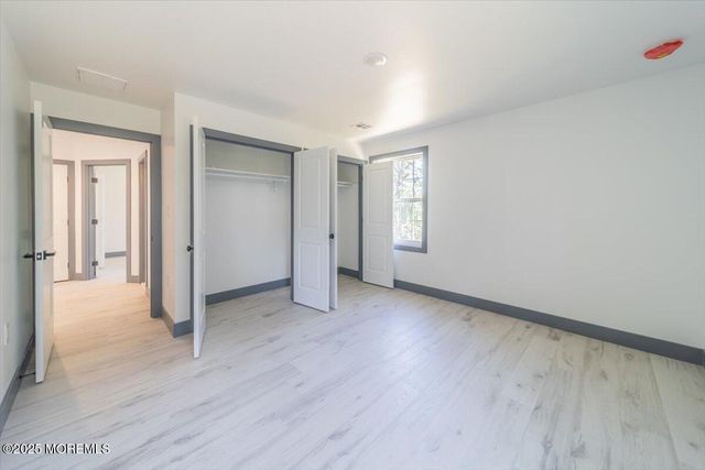 187 Grand Central Parkway, Bayville, NJ 08721