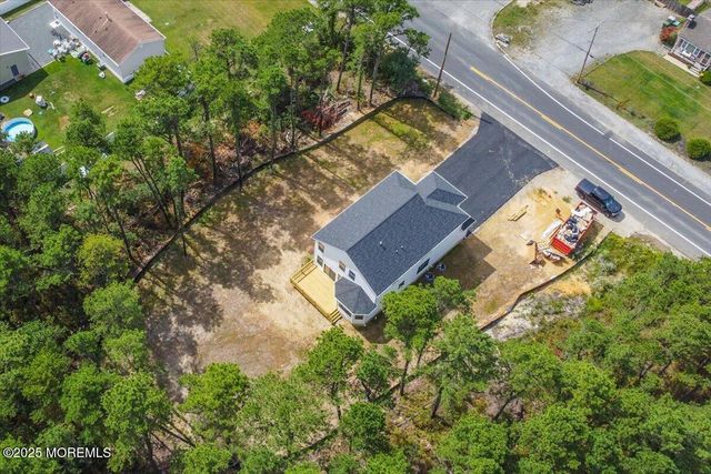 187 Grand Central Parkway, Bayville, NJ 08721