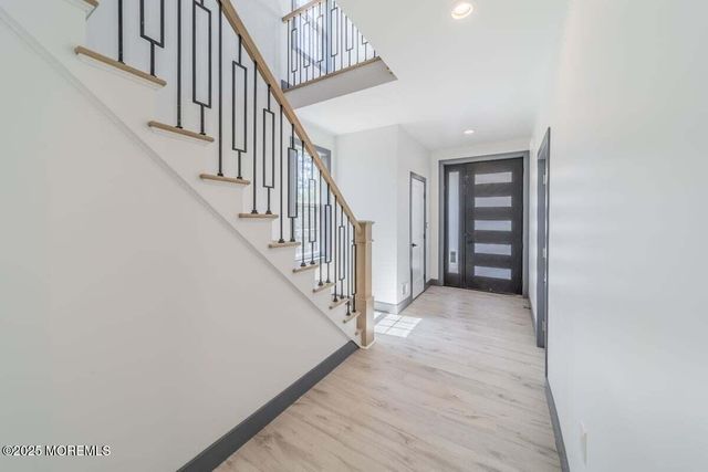 187 Grand Central Parkway, Bayville, NJ 08721