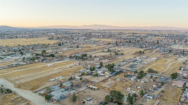 3339 E Avenue S, Palmdale, CA 93550