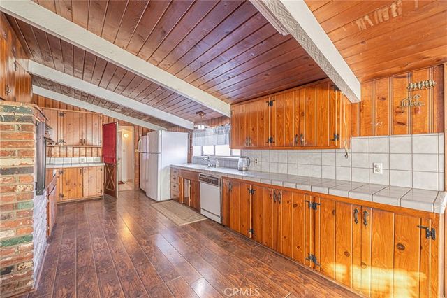 3339 E Avenue S, Palmdale, CA 93550