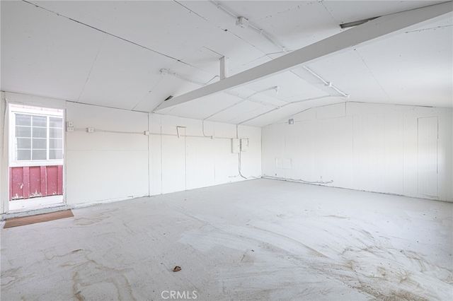 3339 E Avenue S, Palmdale, CA 93550