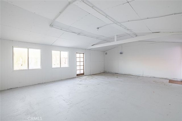 3339 E Avenue S, Palmdale, CA 93550