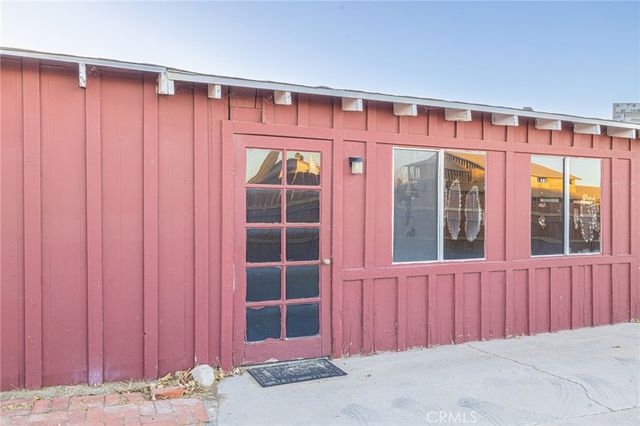 3339 E Avenue S, Palmdale, CA 93550