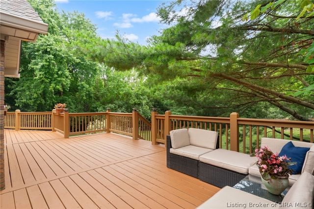 3625 Greenfield Drive, New Albany, IN 47150