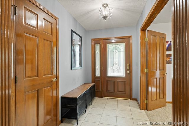 3625 Greenfield Drive, New Albany, IN 47150