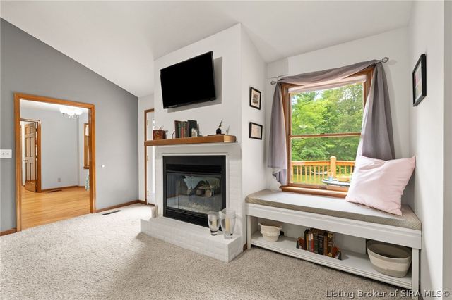 3625 Greenfield Drive, New Albany, IN 47150