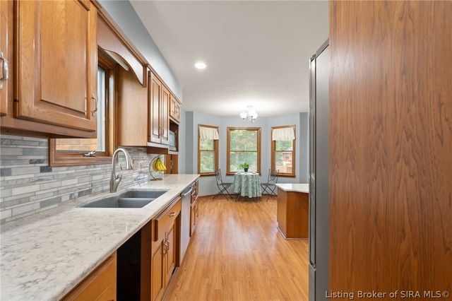 3625 Greenfield Drive, New Albany, IN 47150