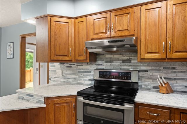 3625 Greenfield Drive, New Albany, IN 47150
